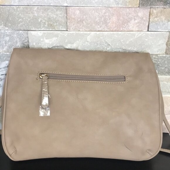 EMPERIA Zip Flap Tassel Crossbody Bag - Picture 6 of 9